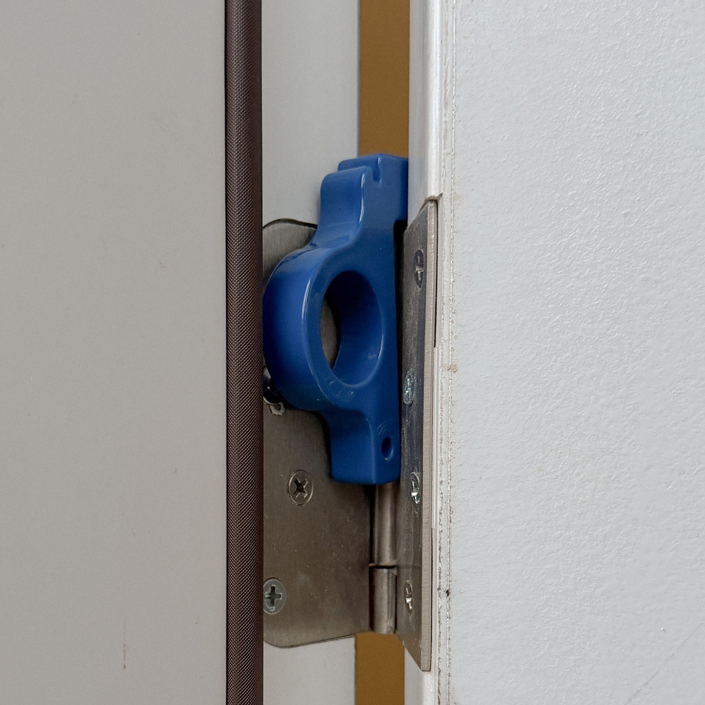 V-LOK™ | Aluminum Door Control Tool